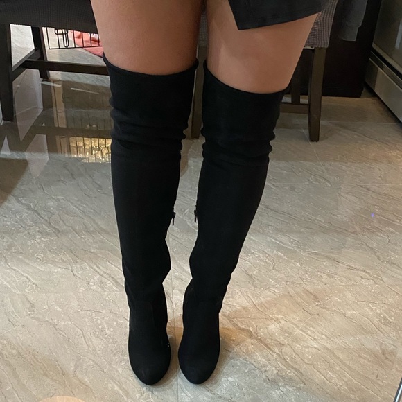 Size 8: Over the knee suede high heel boots - Picture 3 of 4